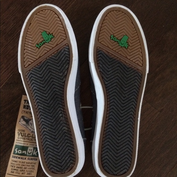 NEW SANUK shoes/sandals - Picture 2 of 2